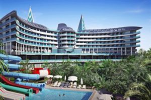 Delphin Botanik Platinum Hotel Okurcalar